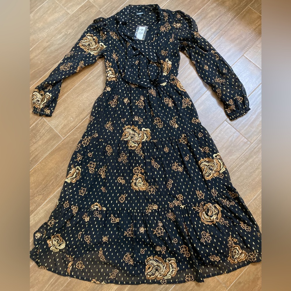 Black express dress